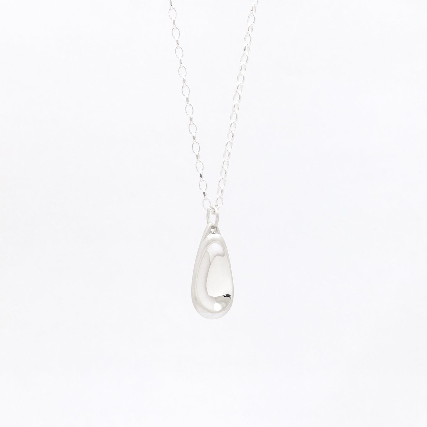 Teardrop Pendant Necklace